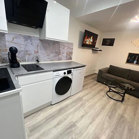 Maison Appartement Triplex Avec Jacuzzi Et Sauna Saint-Etienne  Esterno foto