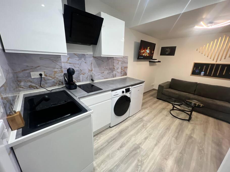 Maison Appartement Triplex Avec Jacuzzi Et Sauna Saint-Etienne  Esterno foto