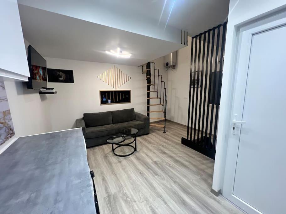 Maison Appartement Triplex Avec Jacuzzi Et Sauna Saint-Etienne  Esterno foto